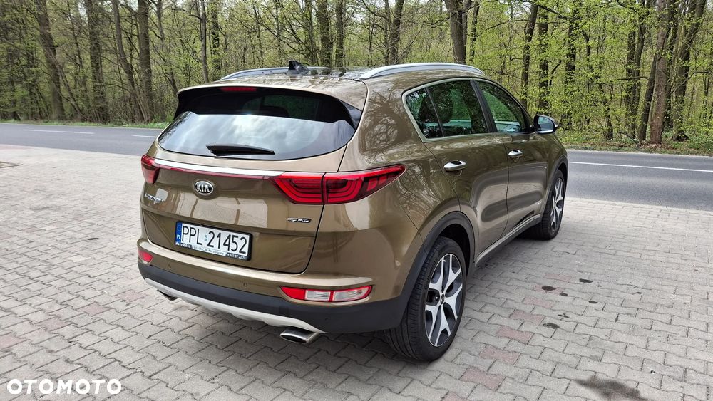Kia Sportage 2.0 CRDI 4WD Attract - 13
