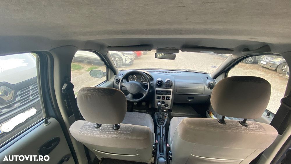 Dacia Logan 1.4 MPI Laureate - 9