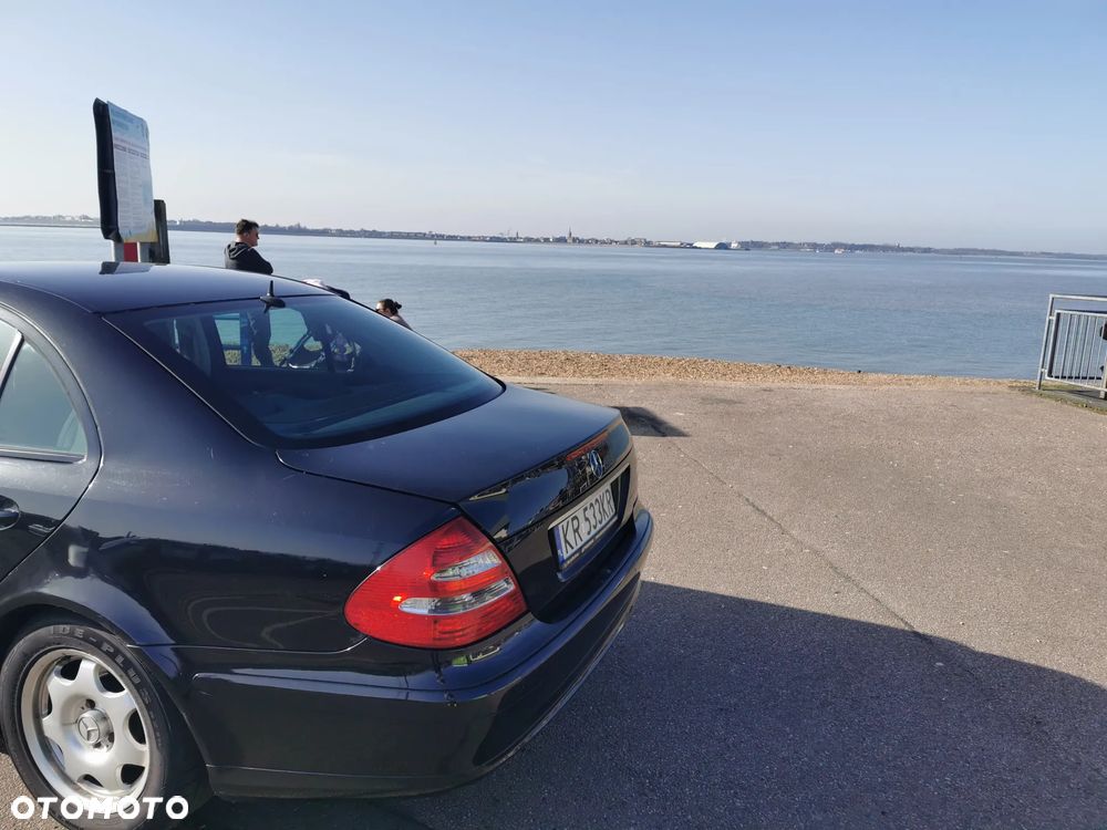 Mercedes-Benz Klasa E 280 CDI Classic - 15
