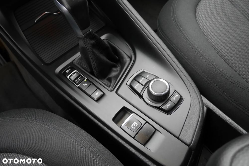 BMW X1 xDrive25d Advantage sport - 28