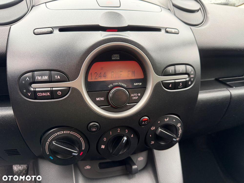 Mazda 2 - 14