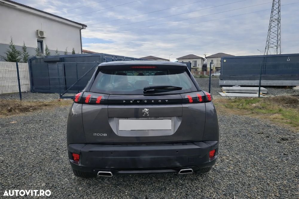 Peugeot 2008 1.2L PureTech 130 S&S EAT8 Allure - 5