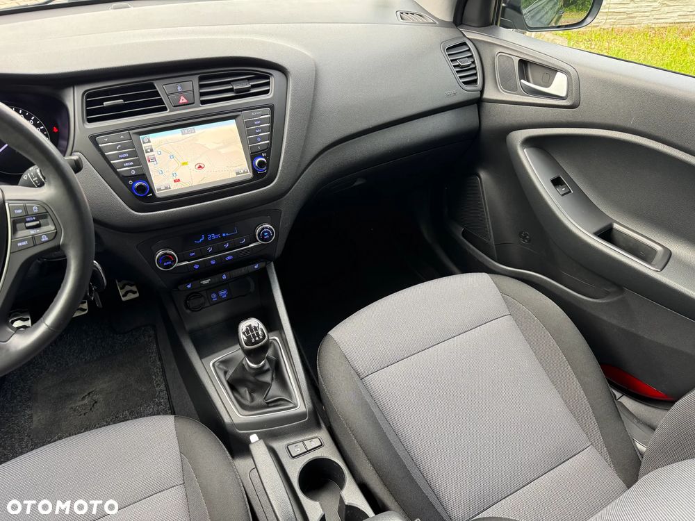 Hyundai i20 blue 1.0 T-GDI Active YES Plus - 24
