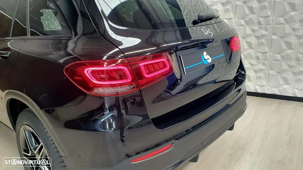 Mercedes-Benz GLC 300 de 4Matic 9G-TRONIC AMG Line - 16