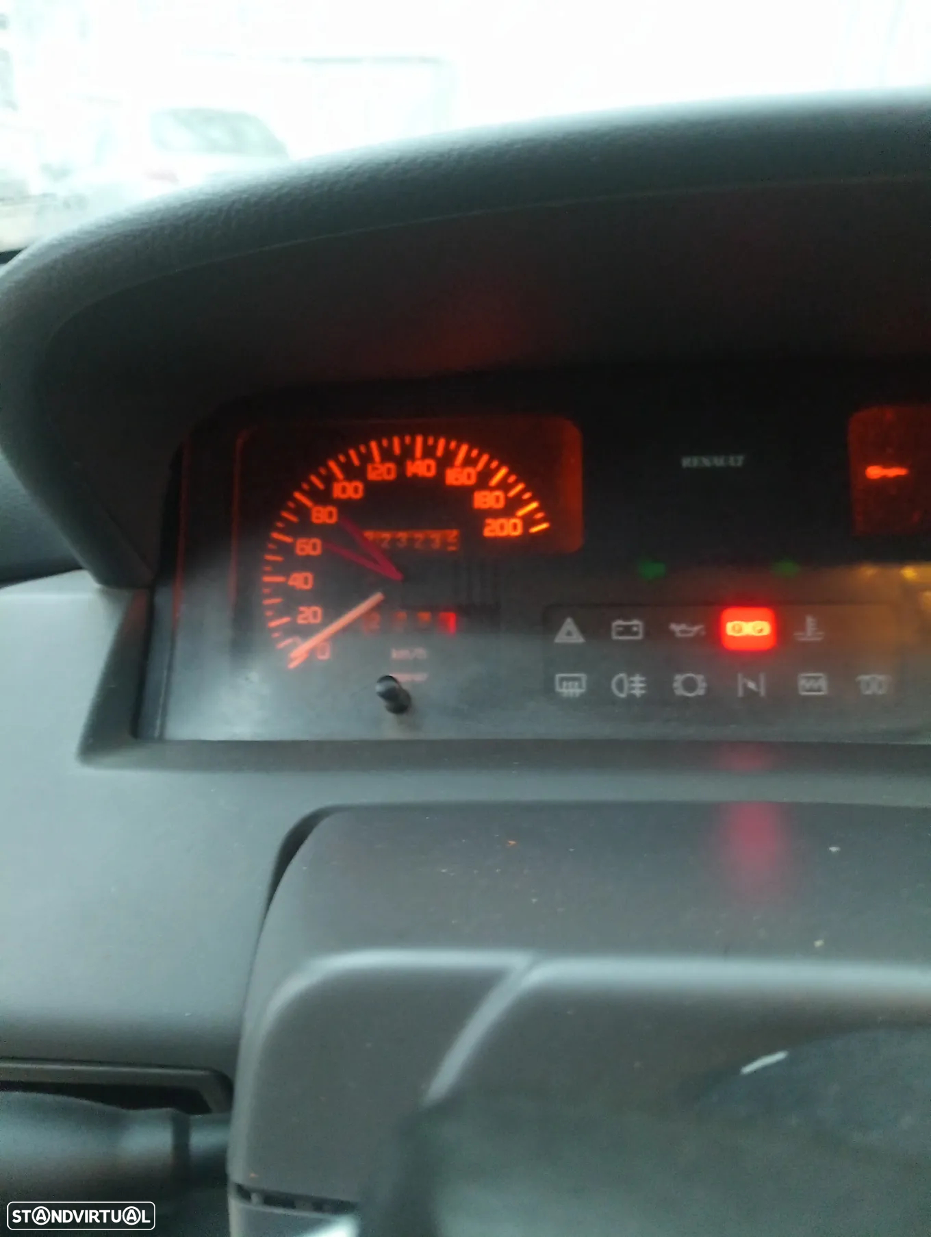 Renault Clio 1.9 RT - 6