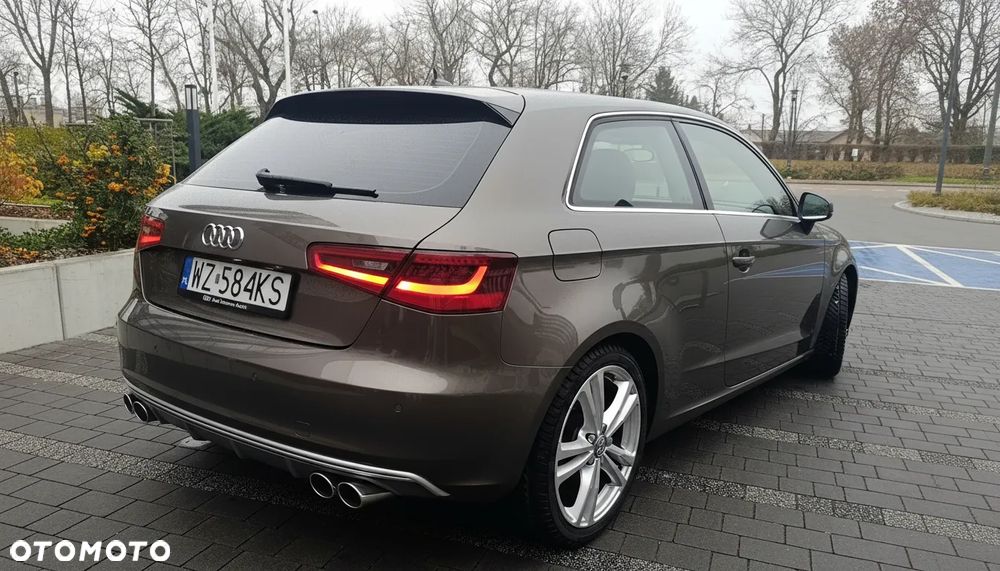 Audi A3 3-drzwiowe 1.6 TDI DPF Ambiente - 32
