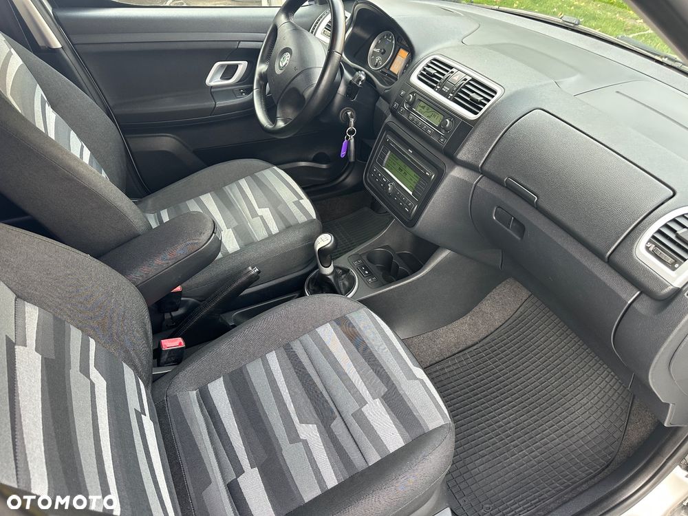 Skoda Roomster 1.4 16V Comfort - 17