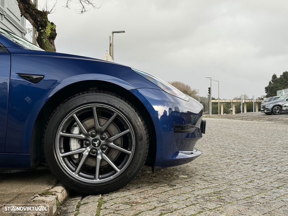 Tesla Model 3 Standard Range Plus RWD - 11
