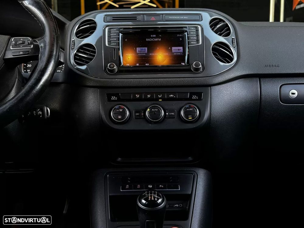 VW Tiguan 2.0 TDi Cup BlueMotion - 19