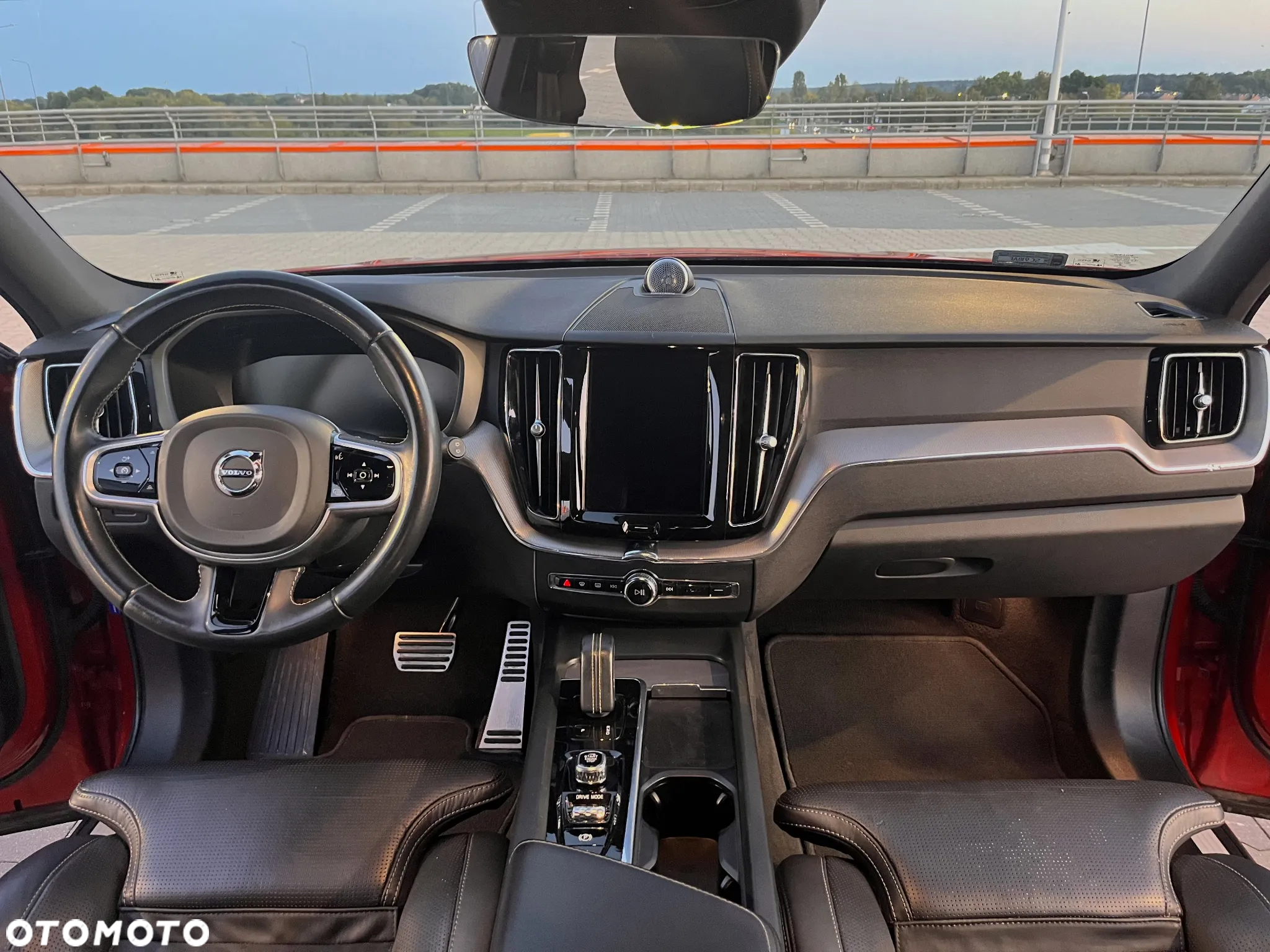 Volvo XC 60 B4 D AWD R-Design - 3