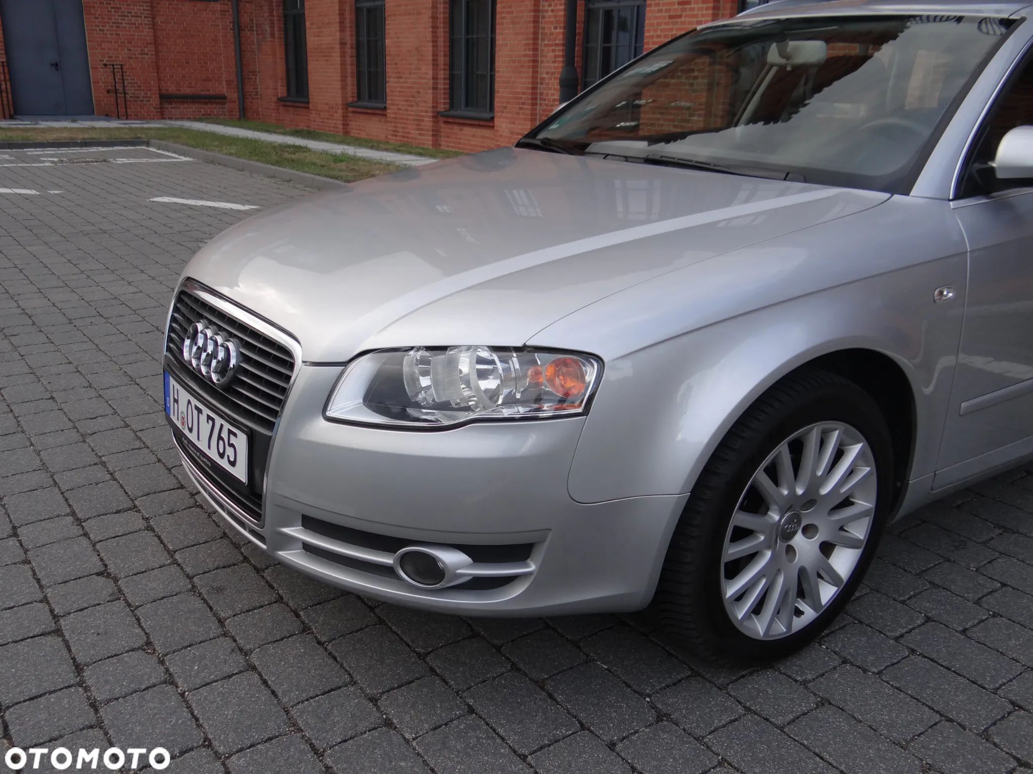 Audi A4 1.6 - 11