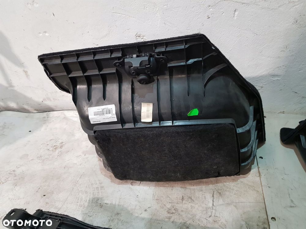boczek tapicerka bagażnika a2126903641 mercedes e-klasa w212 lci kombi 4szt - 9