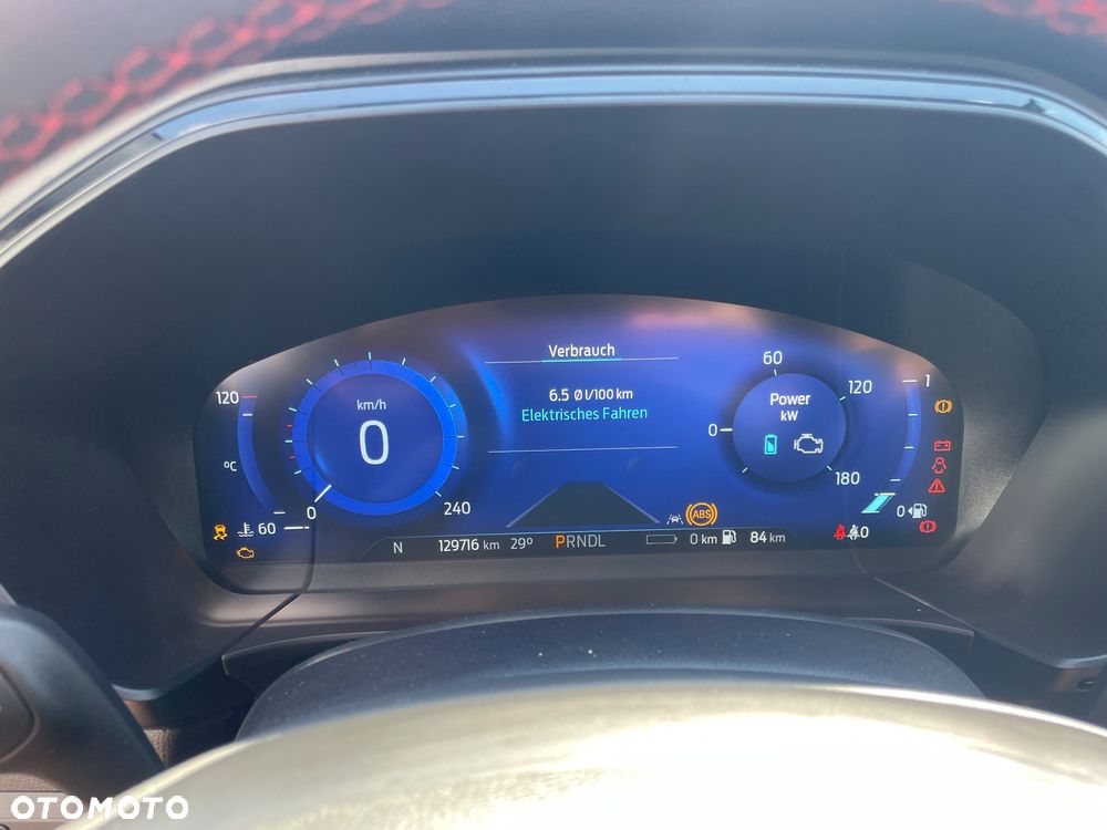 Ford Kuga 2.5 Duratec PHEV ST-LINE - 18