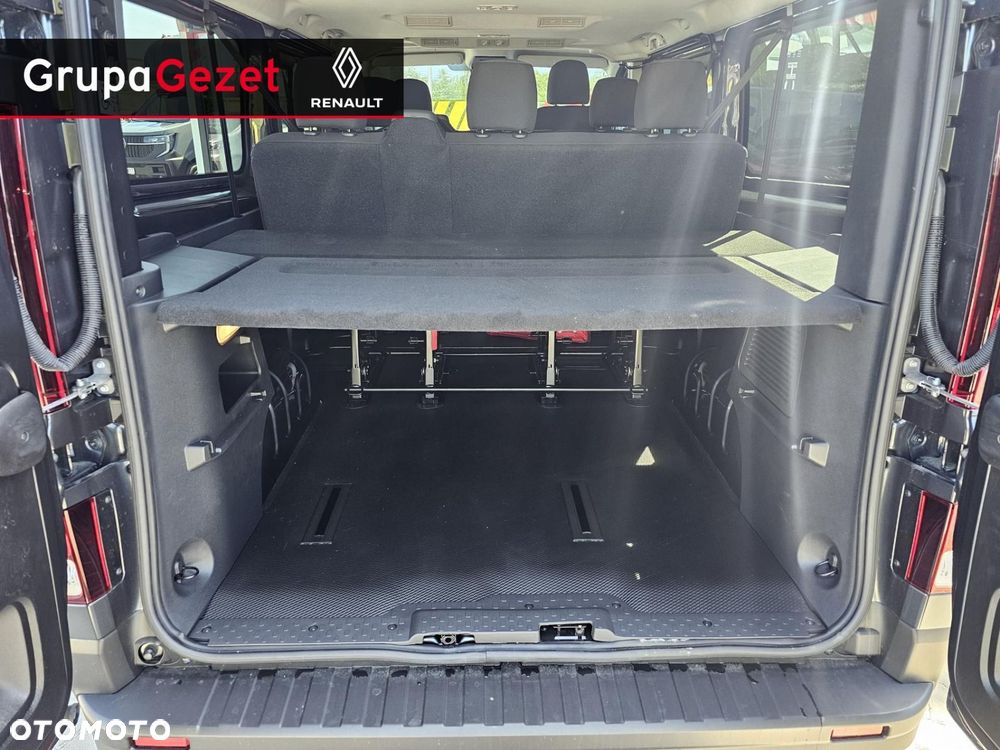 Renault Trafic - 18
