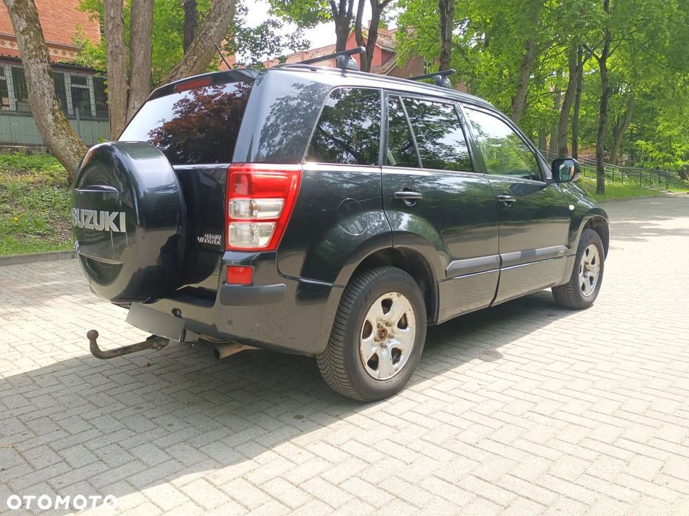 Suzuki Grand Vitara 2.0 - 4