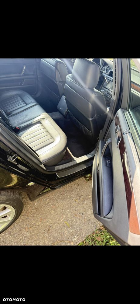 Volkswagen Phaeton - 8