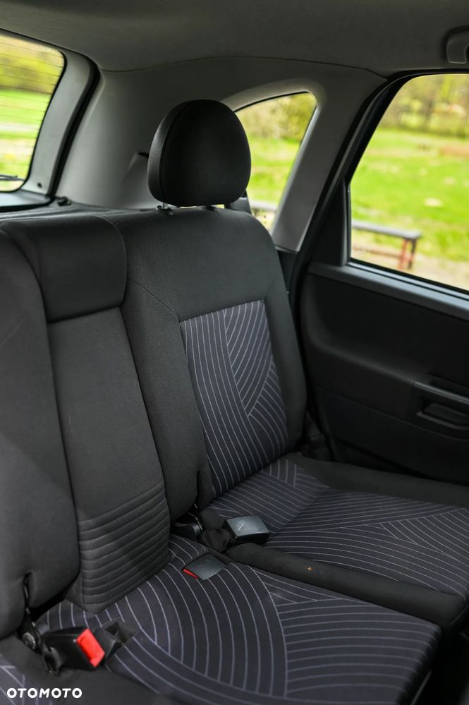 Opel Meriva - 11