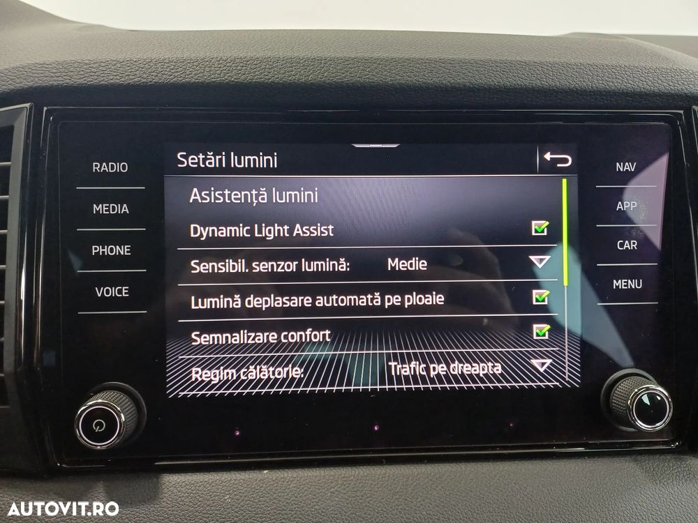 Skoda Karoq 2.0 TDI 4X4 DSG Sportline - 22