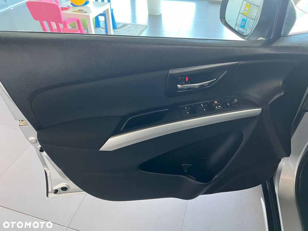 Suzuki SX4 S-Cross - 19