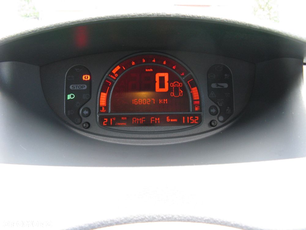 Renault Modus 1.4 Luxe Privilege - 27