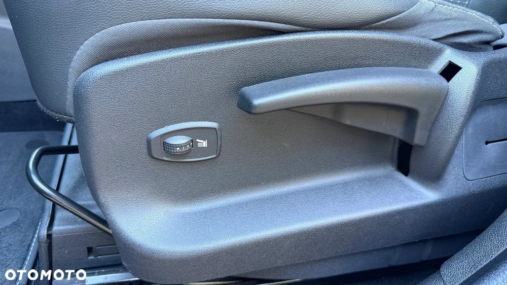 Renault Scenic dCi 130 FAP Start & Stop Bose Edition - 11