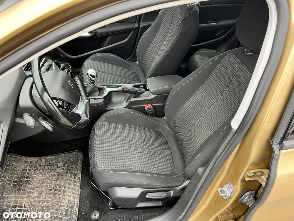 Peugeot 308 - 20