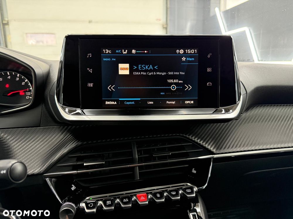 Peugeot 2008 PureTech 100 Style - 17