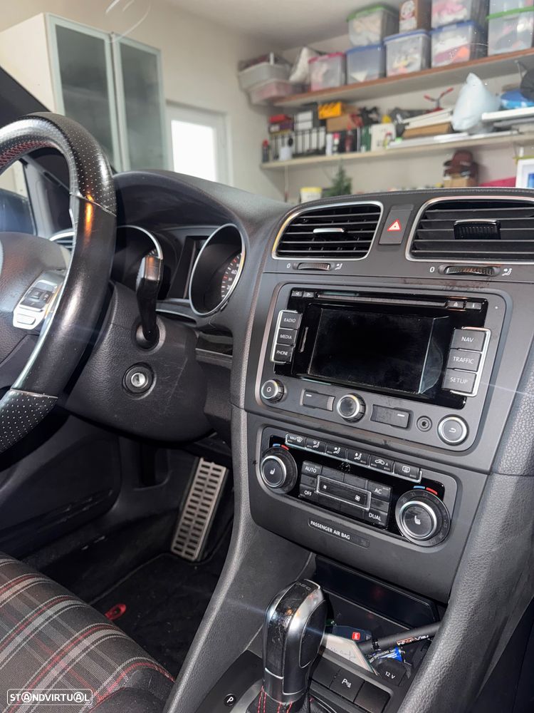 VW Golf 2.0 GTI DSG - 7