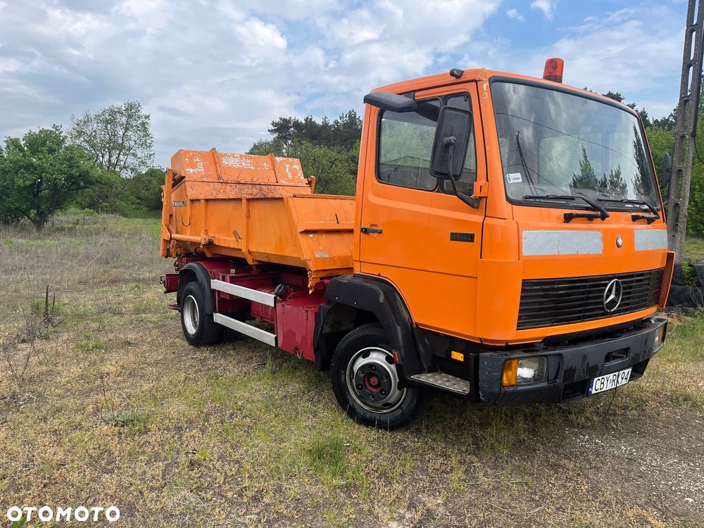 Mercedes-Benz 809 K - 1