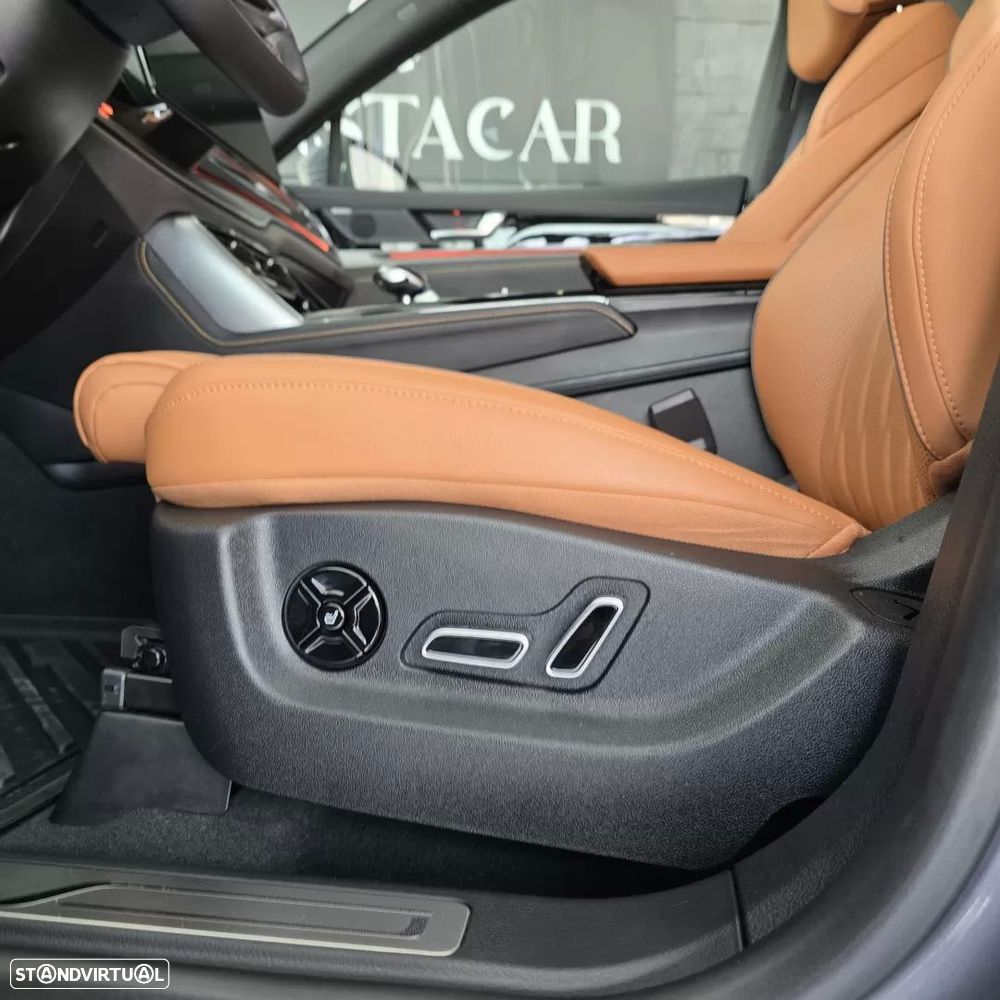 BYD Tang 108.8 kWh AWD Flagship - 29