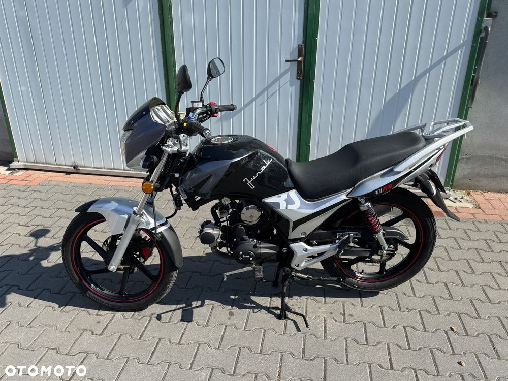 Junak 901 RS - 1