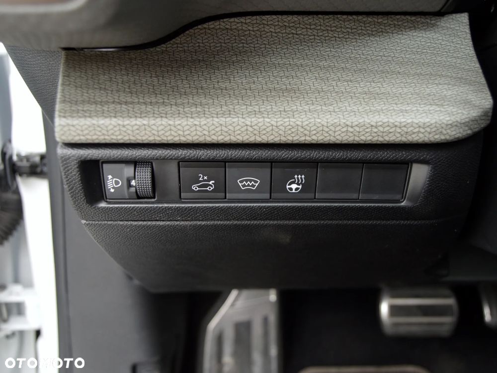 Citroën C5X 1.6 PureTech Shine Pack EAT8 - 15