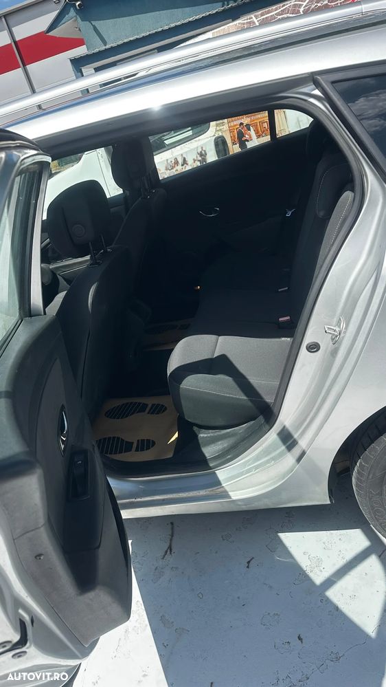Renault Megane - 7