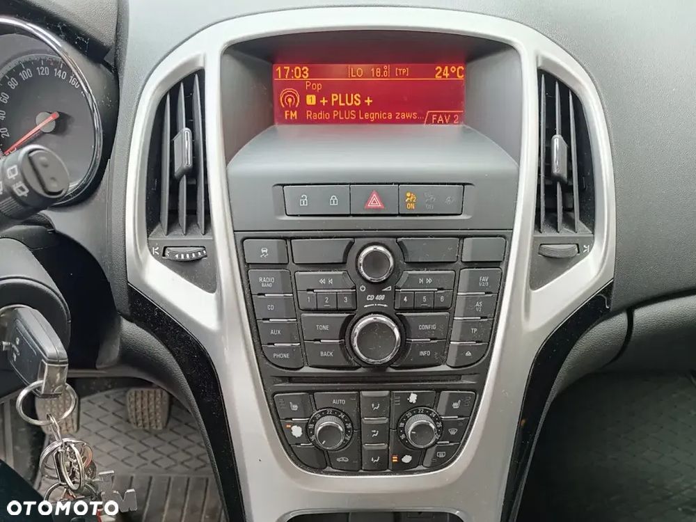 Opel Astra - 10