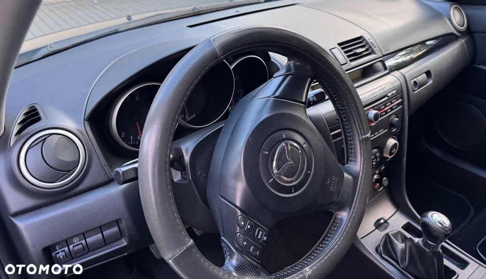 Mazda 3 - 10