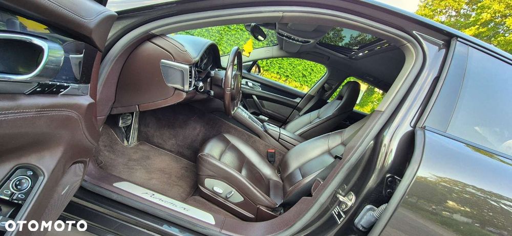 Porsche Panamera Diesel Platinum Edition - 10