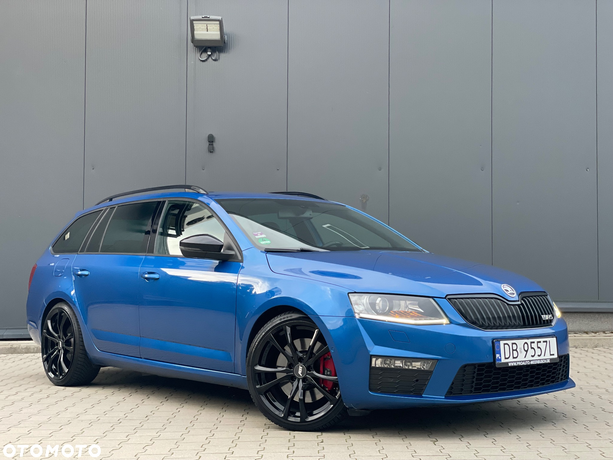 Skoda Octavia Combi 2.0 TDI RS - 11