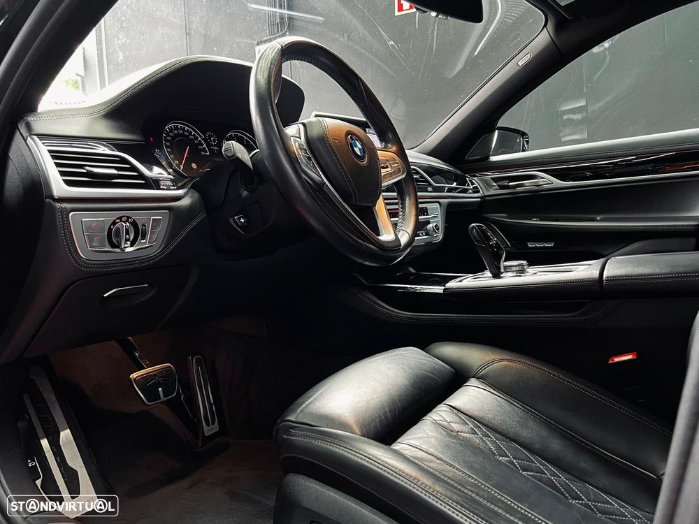 BMW 740 d xDrive Pack M - 15