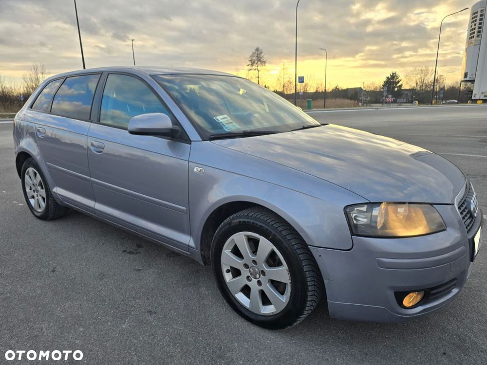 Audi A3 Sportback 2.0 TDI quattro Attraction - 38