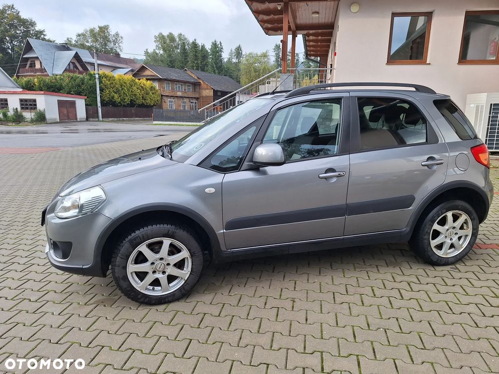 Suzuki SX4 1.6 GS / Premium 4WD - 4