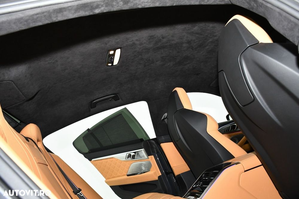 BMW M8 Competition - 32