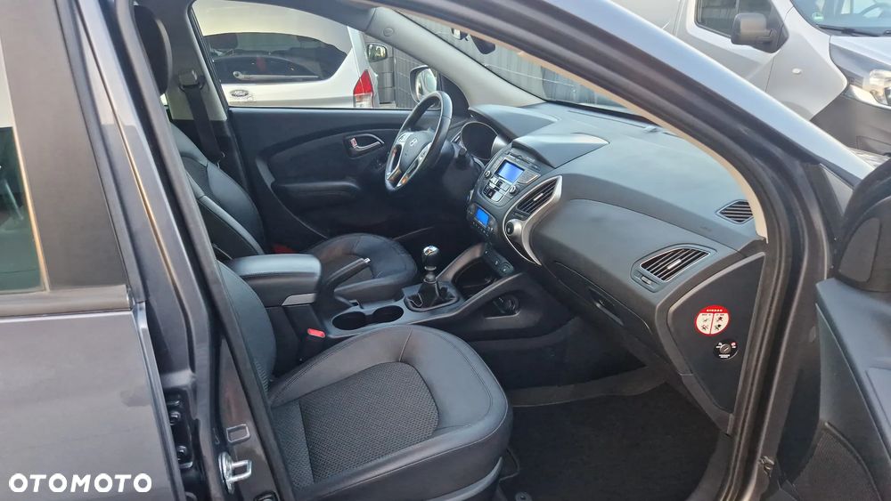 Hyundai ix35 2.0 CRDi Premium 2WD - 18