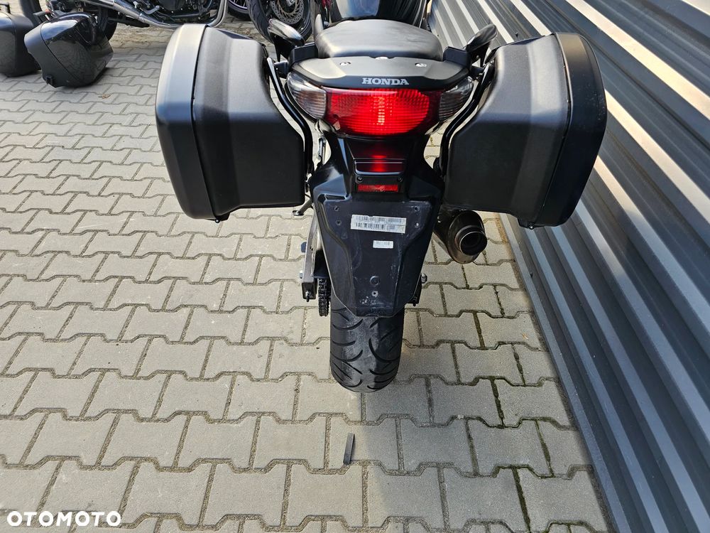 Honda CBF - 17