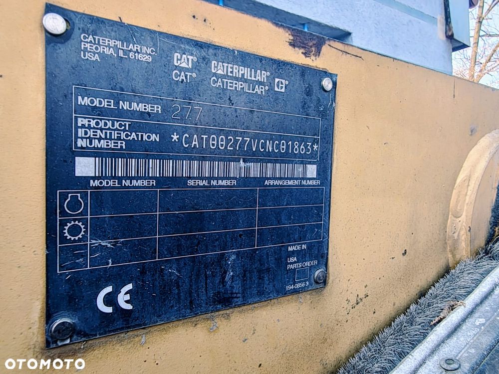 Caterpillar 277B - 22
