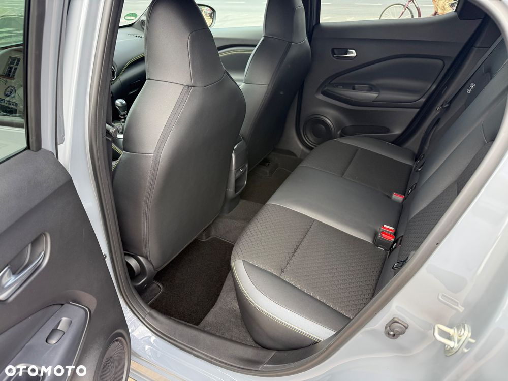 Nissan Juke 1.0 DIG-T Kiiro - 14