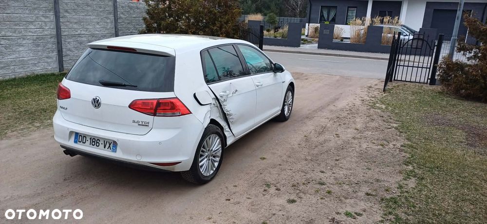Volkswagen Golf 2.0 TDI BlueMotion Technology Cup - 6