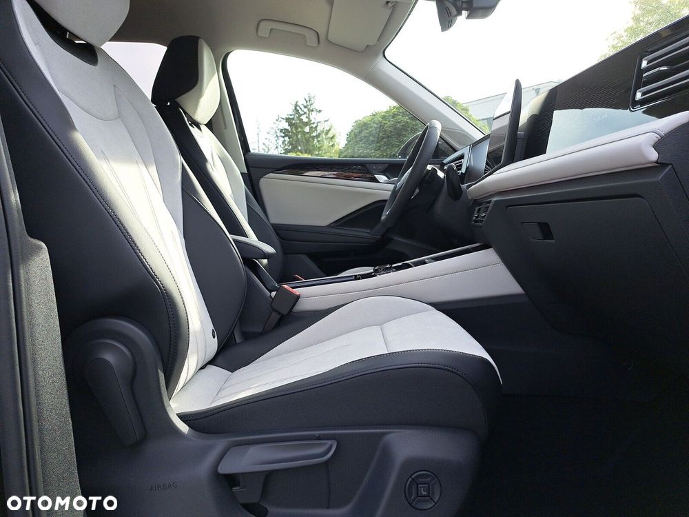 Volkswagen Tiguan - 29