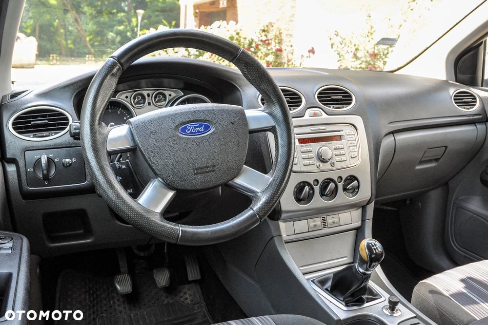 Ford Focus - 9