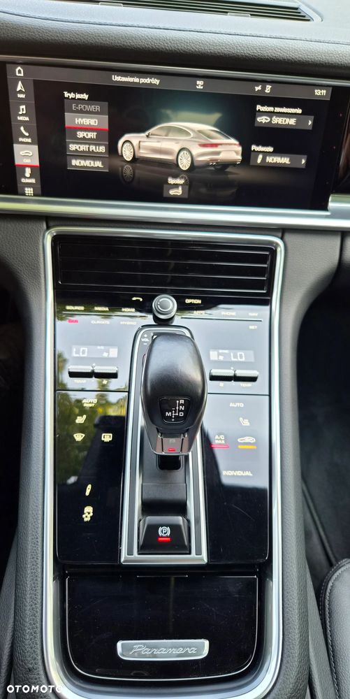 Porsche Panamera 4 - 20
