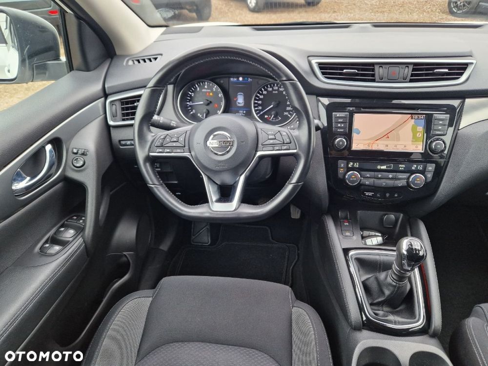 Nissan Qashqai 1.3 DIG-T N-CONNECTA - 19